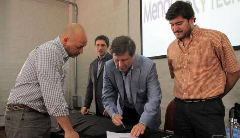 “Mendoza será el polo tecnológico más importante del interior del país”