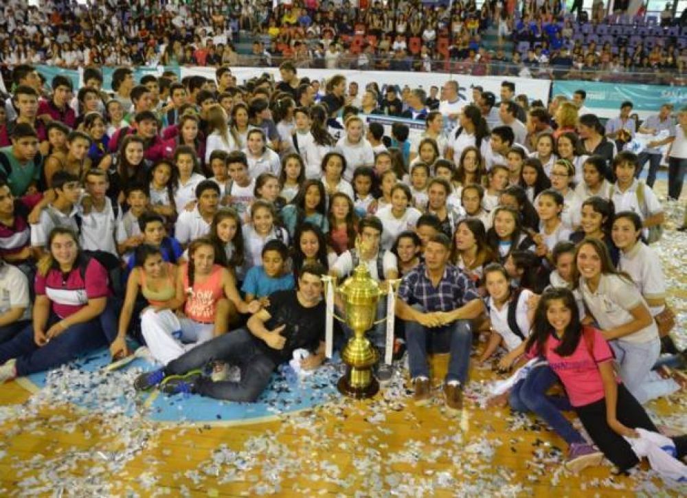 Juegos Intercolegiales 2014: la fiesta fue de todos y la copa, del tricampen