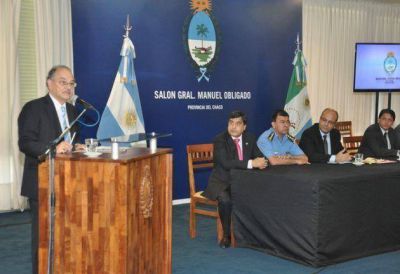 Bacileff recibe ma�ana a Capitanich y Randazzo para anuncios sobre el ferrocarril Belgrano Cargas