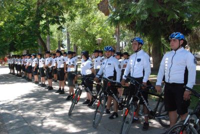 Asignaron uniforme de verano para 300 efectivos de la prevenci�n urbana