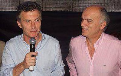 Macri visit� a Lan�s y respald� a Grindetti