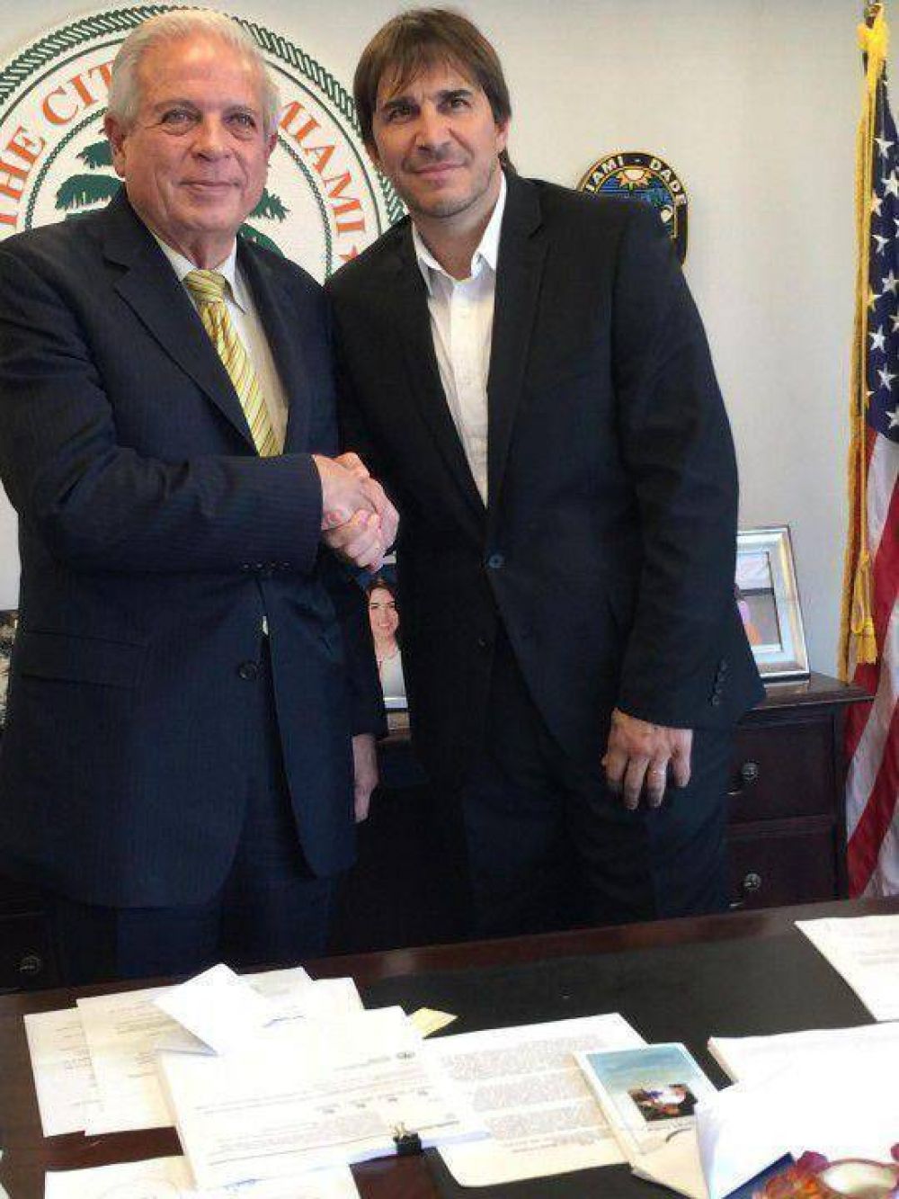Faroni se reuni� con el alcalde de Miami y propuso �un salto de calidad� para Mar del Plata
