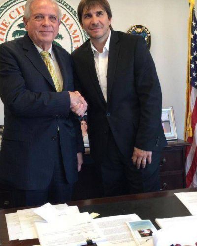 Faroni se reuni� con el alcalde de Miami y propuso �un salto de calidad� para Mar del Plata