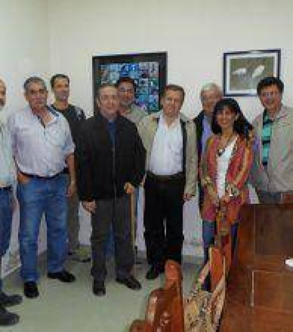 De Vido con miembros de la Fazenda