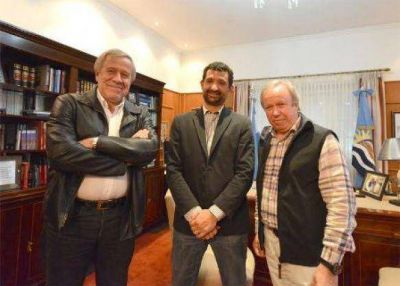 Peralta se reuni� con el grupo Electroingenier�a para dialogar por el inicio del financiamiento de las represas