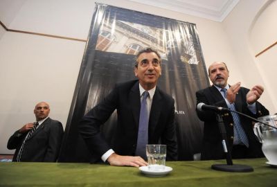 Randazzo, en b�squeda de ser el m�s K, fustig� al PJ, la oposici�n y se diferenci� de Scioli 