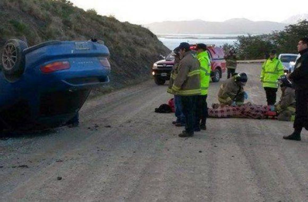 Conductor alcoholizado volc� y termin� hospitalizado