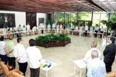 El gobierno colombiano y las FARC superaron la crisis y reanudar�n el proceso de paz la semana pr�xima