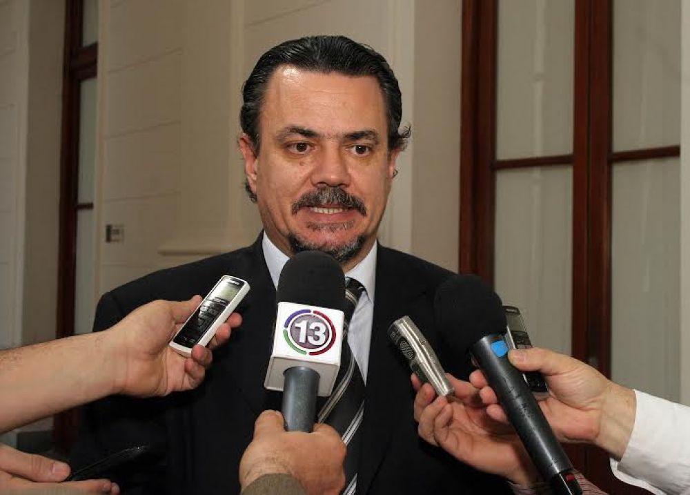 �Nosotros asumimos los problemas, pero para combatir el narcotr�fico hace falta un plan nacional�