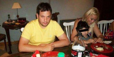 La foto que despertar� la furia de Maradona: el novio de Ojeda con su hijo