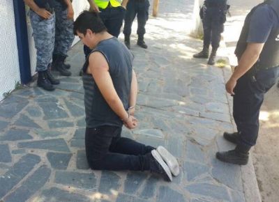 Atropell� a una menor, huy� y lo atraparon