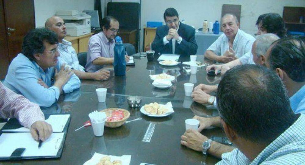 Buscan bajar la siniestralidad laboral en obras de construcci�n