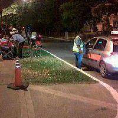Fiestas sin Excesos: Contin�an controles de alcoholemia para concientizar a resistencianos