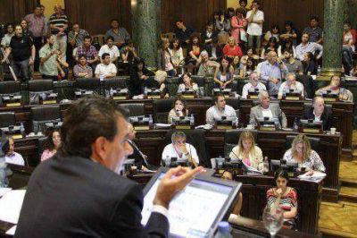El FpV y UNEN, a favor del PRO