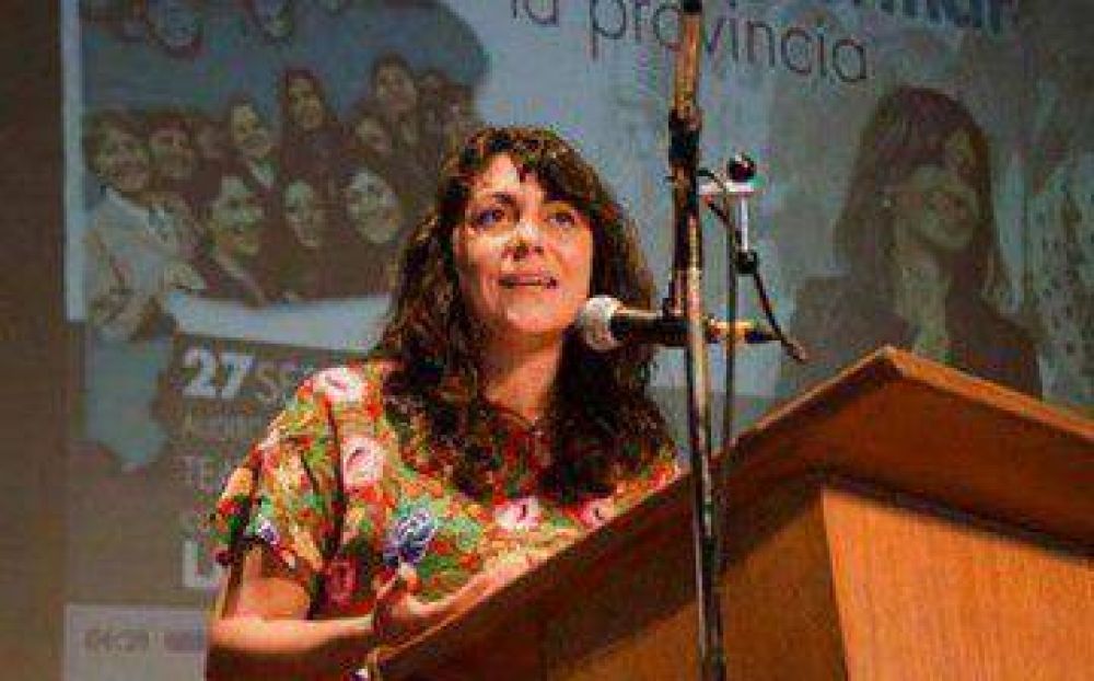 Laura Berardo: Soy precandidata a la intendencia en Lomas de Zamora	