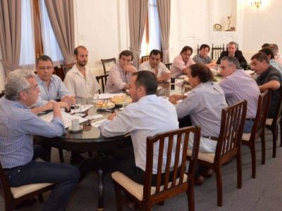 Reuni�n con operadores de Internet