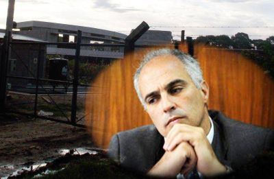 �No integro el directorio ni administro �Las Prunas�, se trata de un hom�nimo, solo soy accionista�