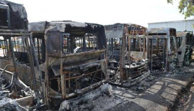 Fue intencional la quema de 8 colectivos