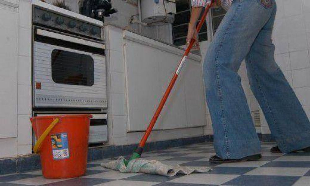 C�rdoba reformar� el estatuto que regula el trabajo de empleadas en casas particulares