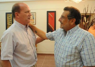 Anzalaz se reuni� con Beder Herrera
