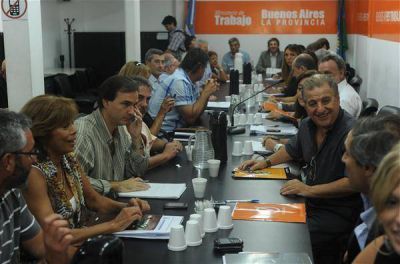 Tambi�n convocan a estatales para abrir discusi�n salarial