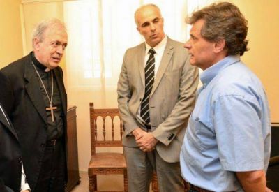 El Intendente Municipal evalu� con el Obispo Marino la situaci�n edilicia de la Iglesia Catedral -