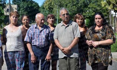 Hartos por falta de agua en el barrio Aeropuerto     