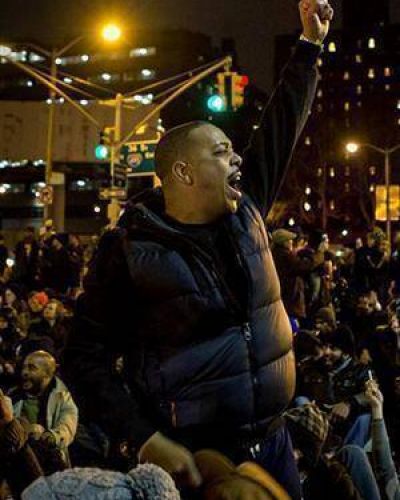 EE.UU., sacudido por otra noche de protestas