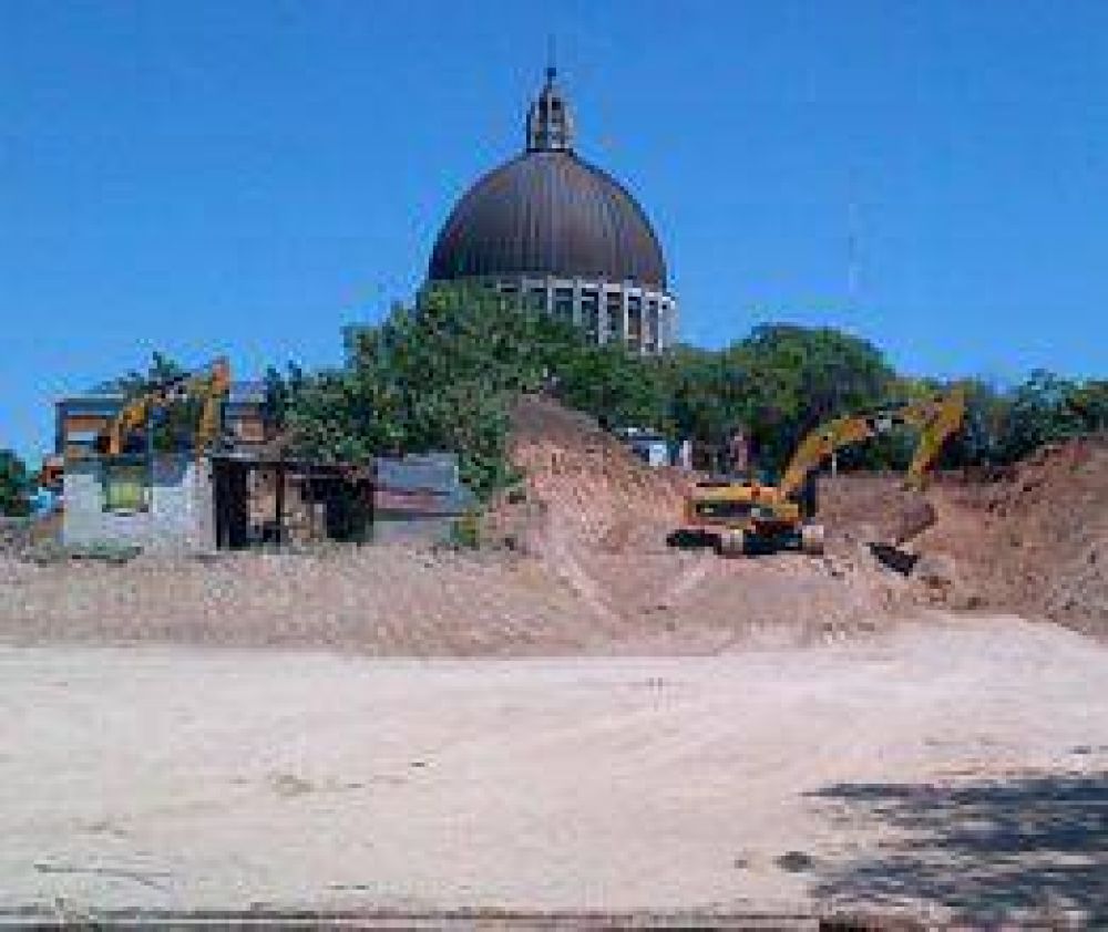 Se contin�an las obras de apertura de Guardia Nacional  