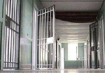 Un oficial de polic�a qued� detenido por abuso sexual