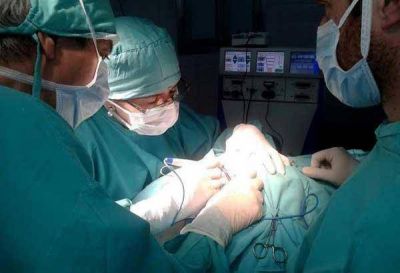 M�dicos locales practicaron cirug�as de alta complejidad en el Hospital Municipal