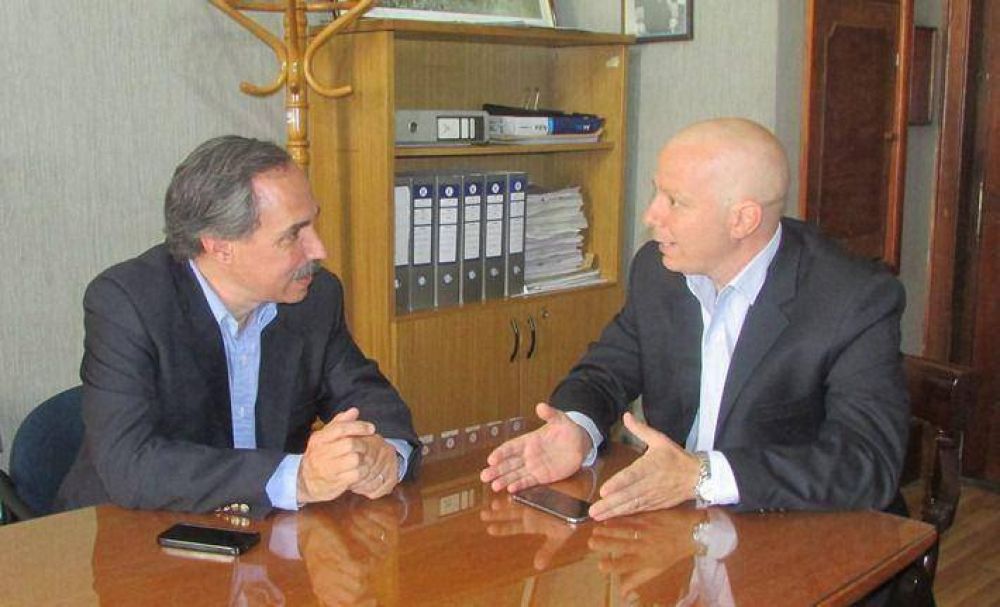 Martini y Arteaga analizaron el avance de las obras hidr�ulicas