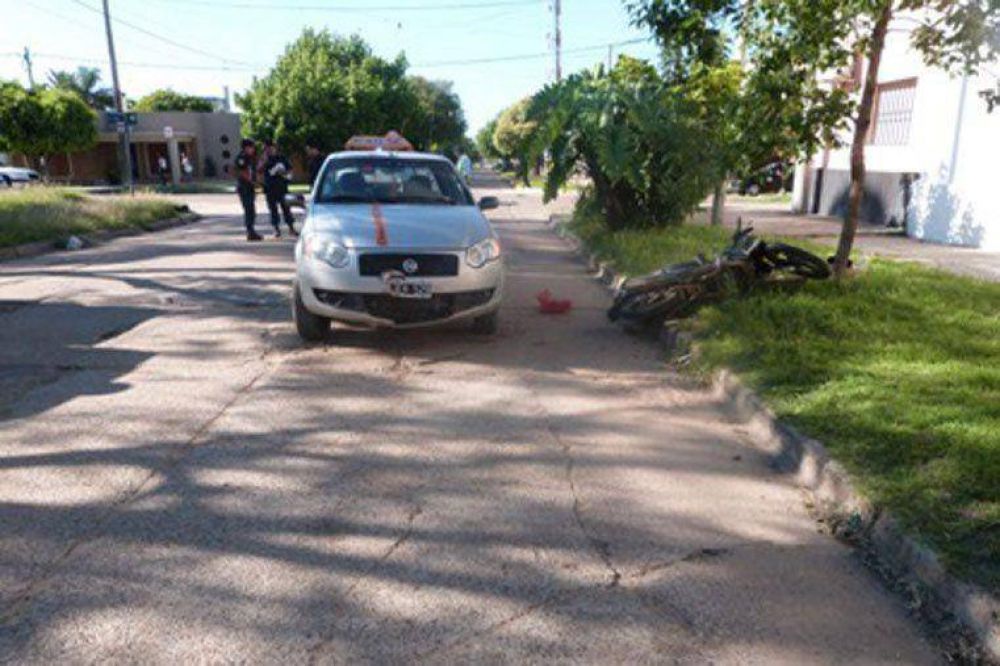 Rob� una moto, se accident� y termin� preso