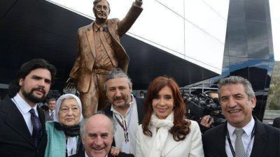 Urribarri ratifica su precandidatura	 