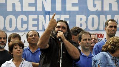 Docentes: habr� paros en dos provincias y Scioli convoc� esta semana a los sindicatos