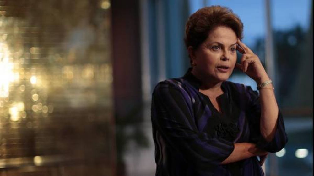 Pese al esc�ndalo en Petrobras, la imagen de Dilma sigue arriba