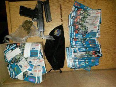 Barilochenses detenidos en Mendoza con entradas truchas para ver al Indio
