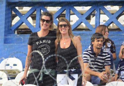 Las mujeres tambi�n transmiten a sus hijos la pasi�n por la camiseta