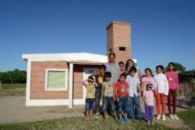 Entregaron de vivienda social en El Aibe, La Banda