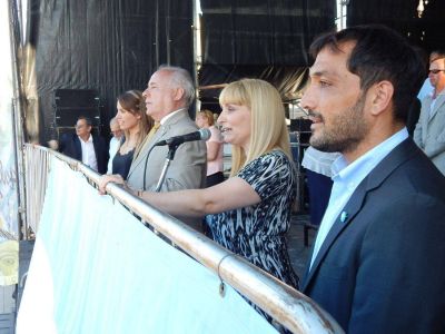 Miles de peronenses festejaron el nuevo aniversario de su Distrito