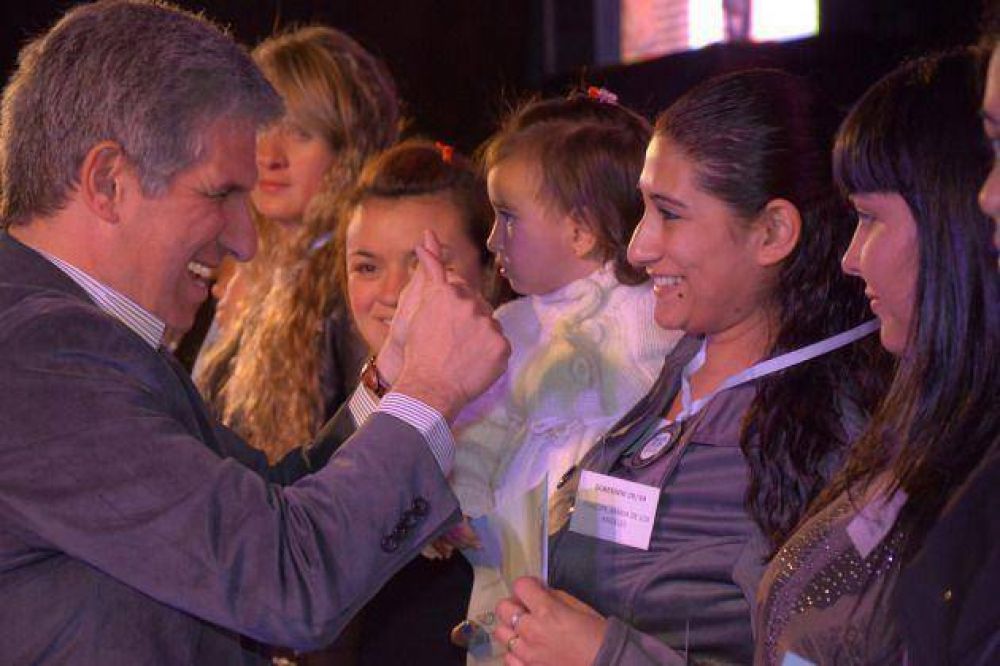 Plan 20/30: M�s de 1550 j�venes de toda la provincia recibir�n sus t�tulos secundarios