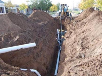 Chovet recibi� m�s de 2 millones de pesos para cloacas