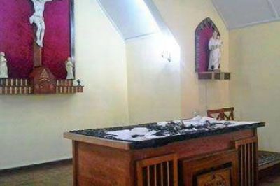 QUEMAN EL ALTAR DE LA PARROQUIA NUESTRA SE�ORA DE F�TIMA