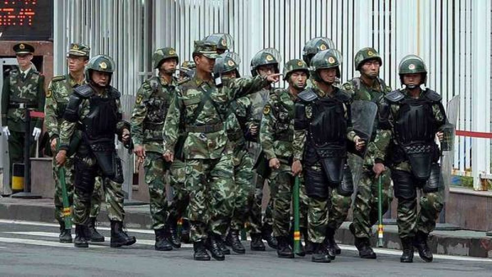 China condena a muerte a los acusados de dos atentados en Xinjiang