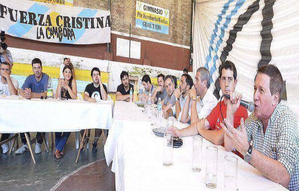 DIRIGENTES E INTENDENTES DE LA TERCERA SECCI�N ELECTORAL PARTICIPARON DE ESTE ENCUENTRO REALIZADO POR LA CAMPORA