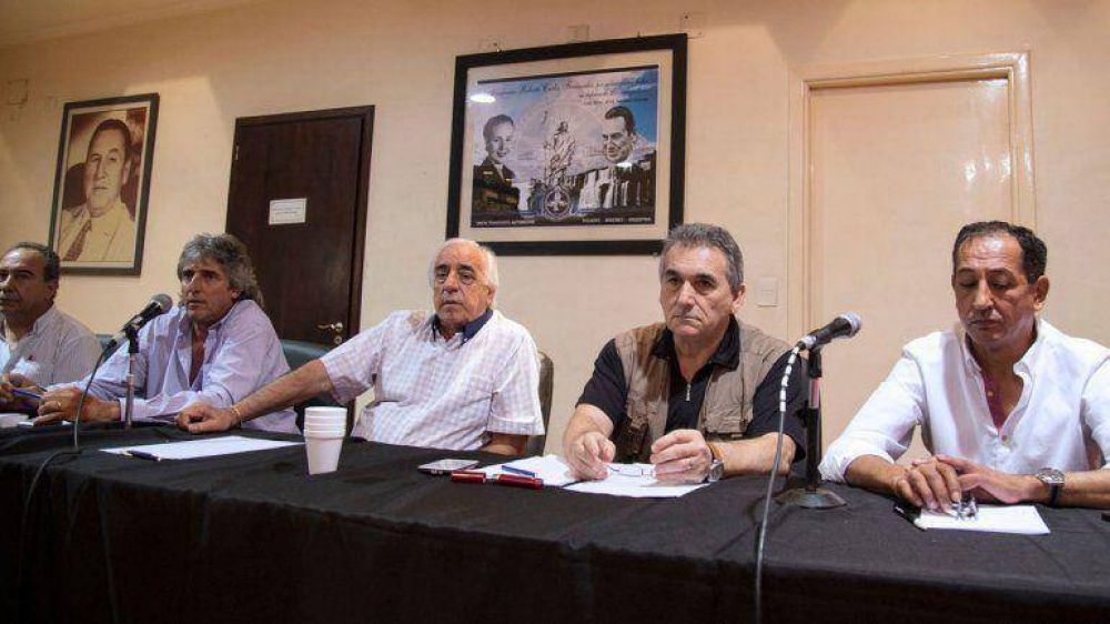 Los gremios del transporte y la CGT opositora postergaron el paro nacional 
