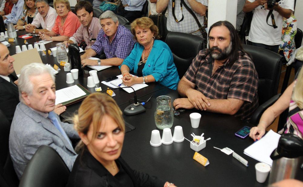 Finaliz� la paritaria entre el gobierno y los docentes