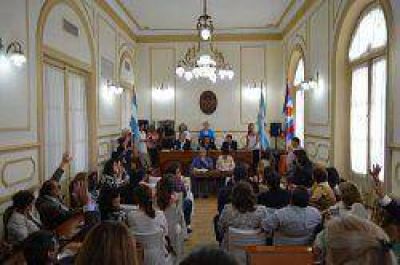 Se quebr� el bloque K en el Concejo y Camau le pone trabas a Fabi�n R�os