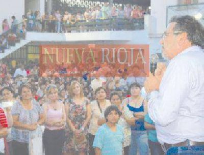 El gobierno entregar� viviendas con aire acondicionado instalado