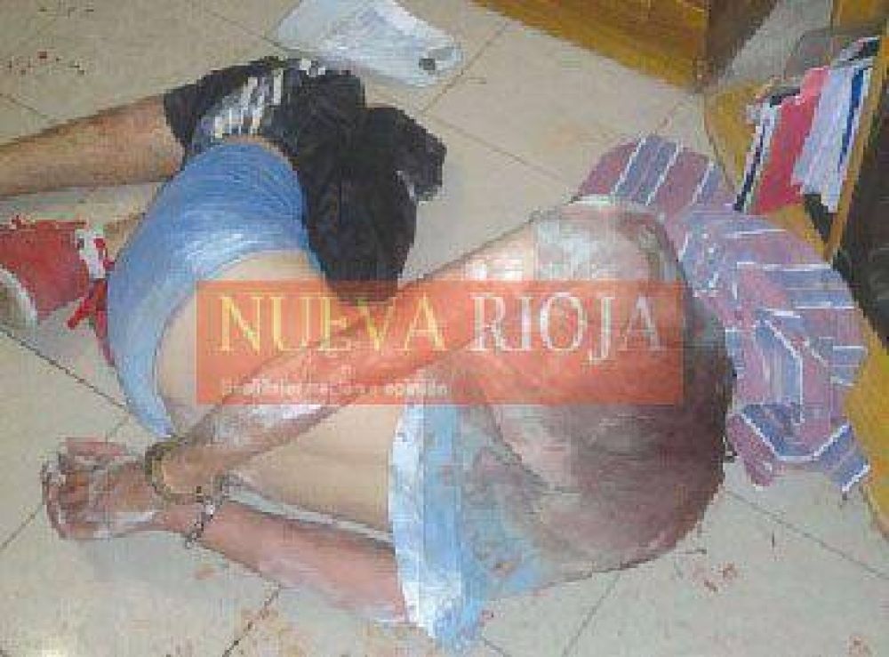 Un sujeto atac� a pu�aladas para robar a un matrimonio que dorm�a